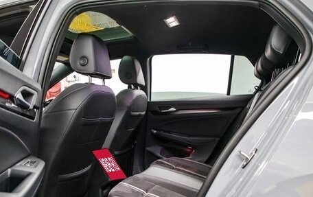 Volkswagen Golf VIII, 2022 год, 1 533 000 рублей, 8 фотография