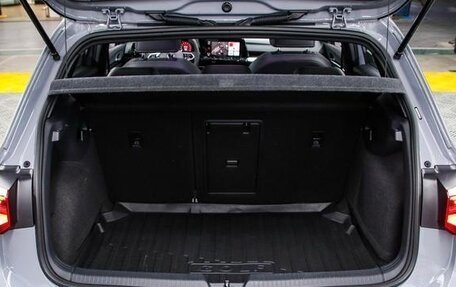 Volkswagen Golf VIII, 2022 год, 1 533 000 рублей, 19 фотография