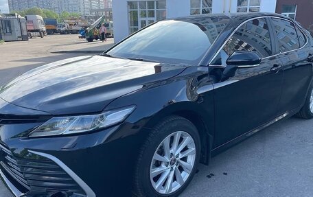 Toyota Camry, 2021 год, 2 550 000 рублей, 3 фотография