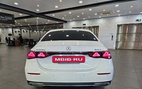 Mercedes-Benz E-Класс, 2025 год, 7 000 000 рублей, 4 фотография