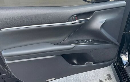 Toyota Camry, 2021 год, 2 550 000 рублей, 10 фотография