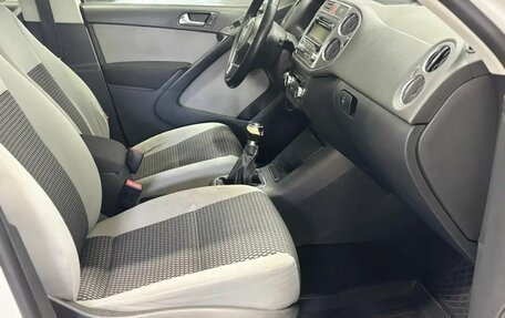 Volkswagen Tiguan I, 2010 год, 757 000 рублей, 8 фотография