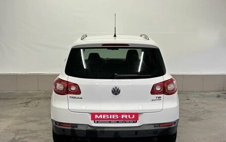 Volkswagen Tiguan I, 2010 год, 757 000 рублей, 3 фотография