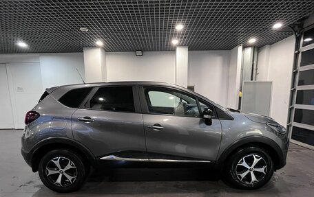 Renault Kaptur I рестайлинг, 2018 год, 1 415 000 рублей, 2 фотография