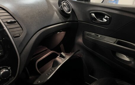 Renault Kaptur I рестайлинг, 2018 год, 1 415 000 рублей, 26 фотография