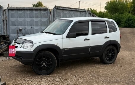 Chevrolet Niva I рестайлинг, 2014 год, 630 000 рублей, 6 фотография