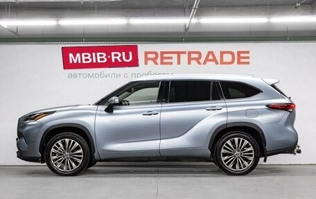 Toyota Highlander, 2021 год, 5 990 000 рублей, 8 фотография