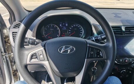 Hyundai Solaris II рестайлинг, 2016 год, 1 150 000 рублей, 13 фотография