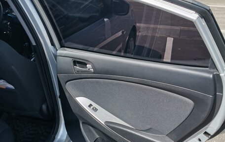 Hyundai Solaris II рестайлинг, 2016 год, 1 150 000 рублей, 25 фотография