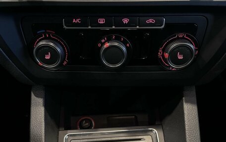 Volkswagen Jetta VI, 2016 год, 1 250 000 рублей, 15 фотография
