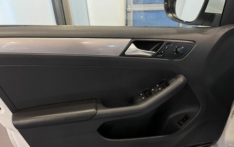 Volkswagen Jetta VI, 2016 год, 1 250 000 рублей, 21 фотография