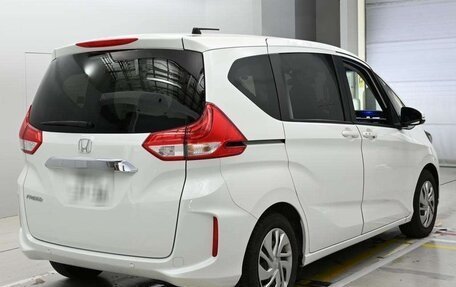 Honda Freed II, 2022 год, 1 315 000 рублей, 5 фотография