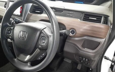 Honda Freed II, 2022 год, 1 315 000 рублей, 9 фотография