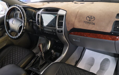 Toyota Land Cruiser Prado 120 рестайлинг, 2008 год, 2 319 000 рублей, 17 фотография