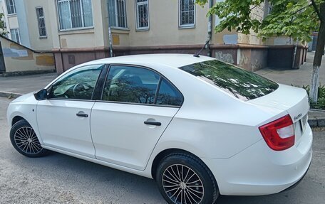 Skoda Rapid I, 2015 год, 900 000 рублей, 11 фотография