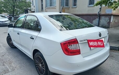 Skoda Rapid I, 2015 год, 900 000 рублей, 10 фотография