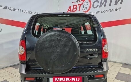 Chevrolet Niva I рестайлинг, 2018 год, 797 000 рублей, 6 фотография