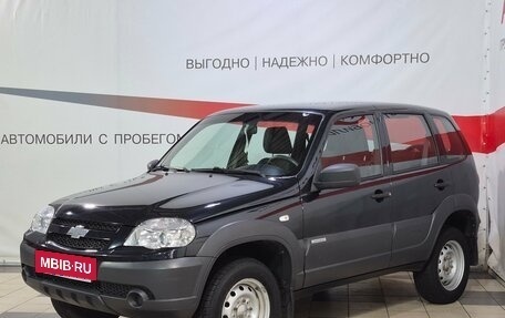 Chevrolet Niva I рестайлинг, 2018 год, 797 000 рублей, 3 фотография