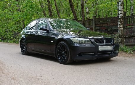 BMW 3 серия, 2006 год, 1 100 000 рублей, 1 фотография