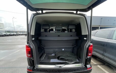 Volkswagen Multivan T6 рестайлинг, 2022 год, 8 394 000 рублей, 28 фотография