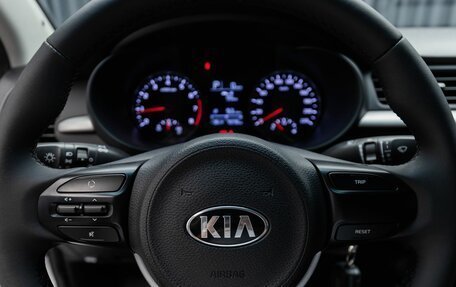 KIA Rio IV, 2018 год, 1 390 000 рублей, 13 фотография