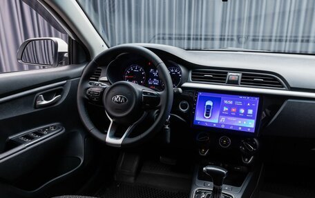 KIA Rio IV, 2018 год, 1 390 000 рублей, 11 фотография