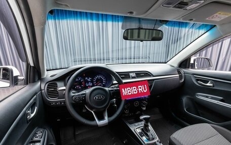 KIA Rio IV, 2018 год, 1 390 000 рублей, 10 фотография