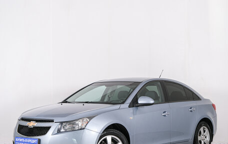 Chevrolet Cruze II, 2010 год, 649 000 рублей, 4 фотография