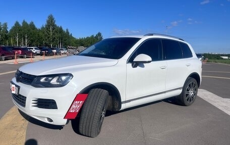 Volkswagen Touareg III, 2012 год, 2 050 000 рублей, 2 фотография