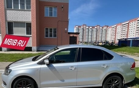 Volkswagen Polo VI (EU Market), 2013 год, 725 000 рублей, 4 фотография