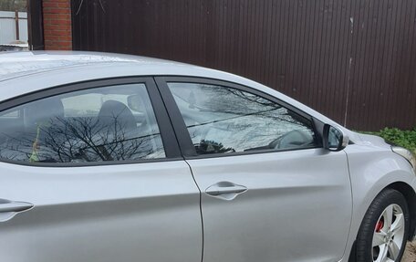 Hyundai Elantra V, 2011 год, 670 000 рублей, 3 фотография