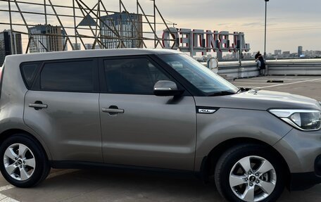 KIA Soul II рестайлинг, 2018 год, 1 590 000 рублей, 2 фотография