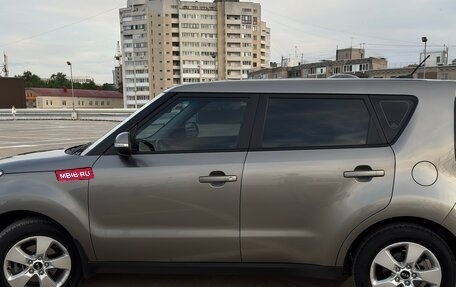 KIA Soul II рестайлинг, 2018 год, 1 590 000 рублей, 6 фотография