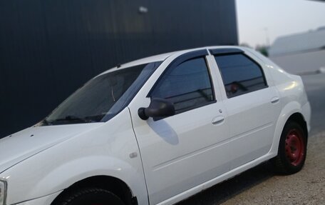 Renault Logan I, 2013 год, 155 000 рублей, 2 фотография