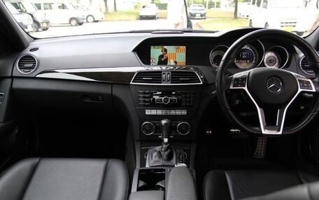 Mercedes-Benz C-Класс, 2015 год, 1 090 000 рублей, 17 фотография