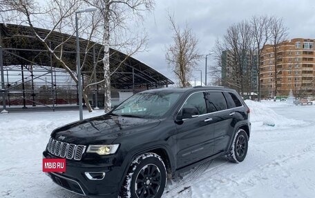 Jeep Grand Cherokee, 2018 год, 3 790 000 рублей, 19 фотография