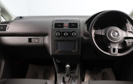 Volkswagen Touran III, 2013 год, 1 499 000 рублей, 9 фотография