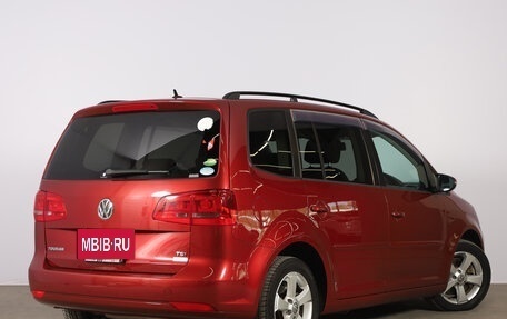 Volkswagen Touran III, 2013 год, 1 499 000 рублей, 7 фотография