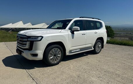 Toyota Land Cruiser, 2026 год, 16 000 000 рублей, 7 фотография