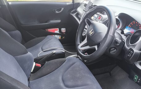 Honda Fit III, 2010 год, 720 000 рублей, 16 фотография