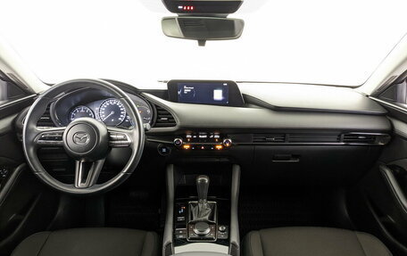 Mazda 3, 2019 год, 2 200 000 рублей, 14 фотография