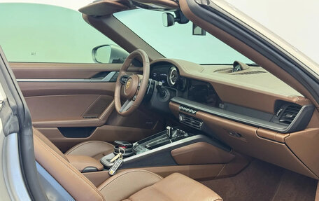 Porsche 911, 2025 год, 20 000 000 рублей, 8 фотография