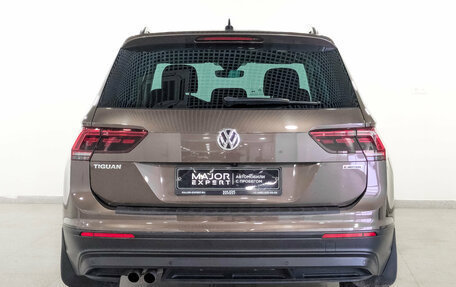 Volkswagen Tiguan II, 2020 год, 2 900 000 рублей, 6 фотография
