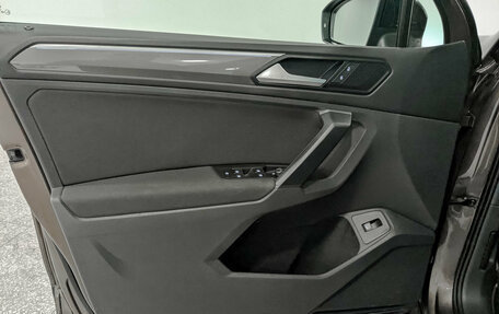 Volkswagen Tiguan II, 2020 год, 2 900 000 рублей, 19 фотография