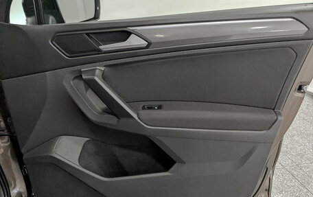 Volkswagen Tiguan II, 2020 год, 2 900 000 рублей, 23 фотография