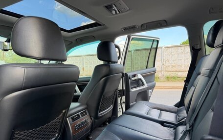 Toyota Land Cruiser 200, 2015 год, 5 450 000 рублей, 8 фотография