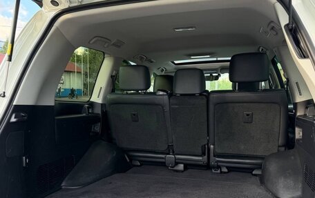 Toyota Land Cruiser 200, 2015 год, 5 450 000 рублей, 18 фотография