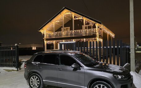 Volkswagen Touareg III, 2013 год, 2 550 000 рублей, 2 фотография