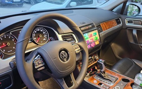 Volkswagen Touareg III, 2013 год, 2 550 000 рублей, 3 фотография