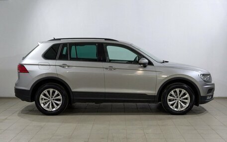 Volkswagen Tiguan II, 2019 год, 2 225 000 рублей, 11 фотография